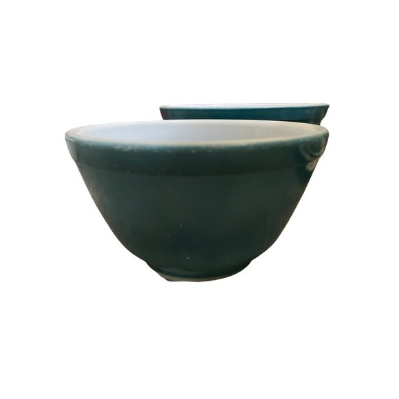 Vintage Pyrex Mixing Bowls Set Of 4 Primary Colors Red & Blue White Interior Nes - Picture 6 of 9